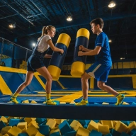 battle beam activité trampoline parc