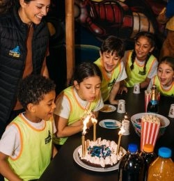 anniversaires enfants avec gateau