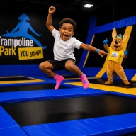 enfant-souriant avec Jumpy