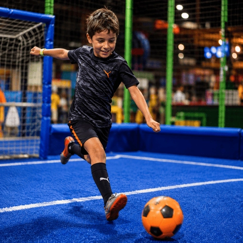 soccer foot indoor parc de jeux enfants