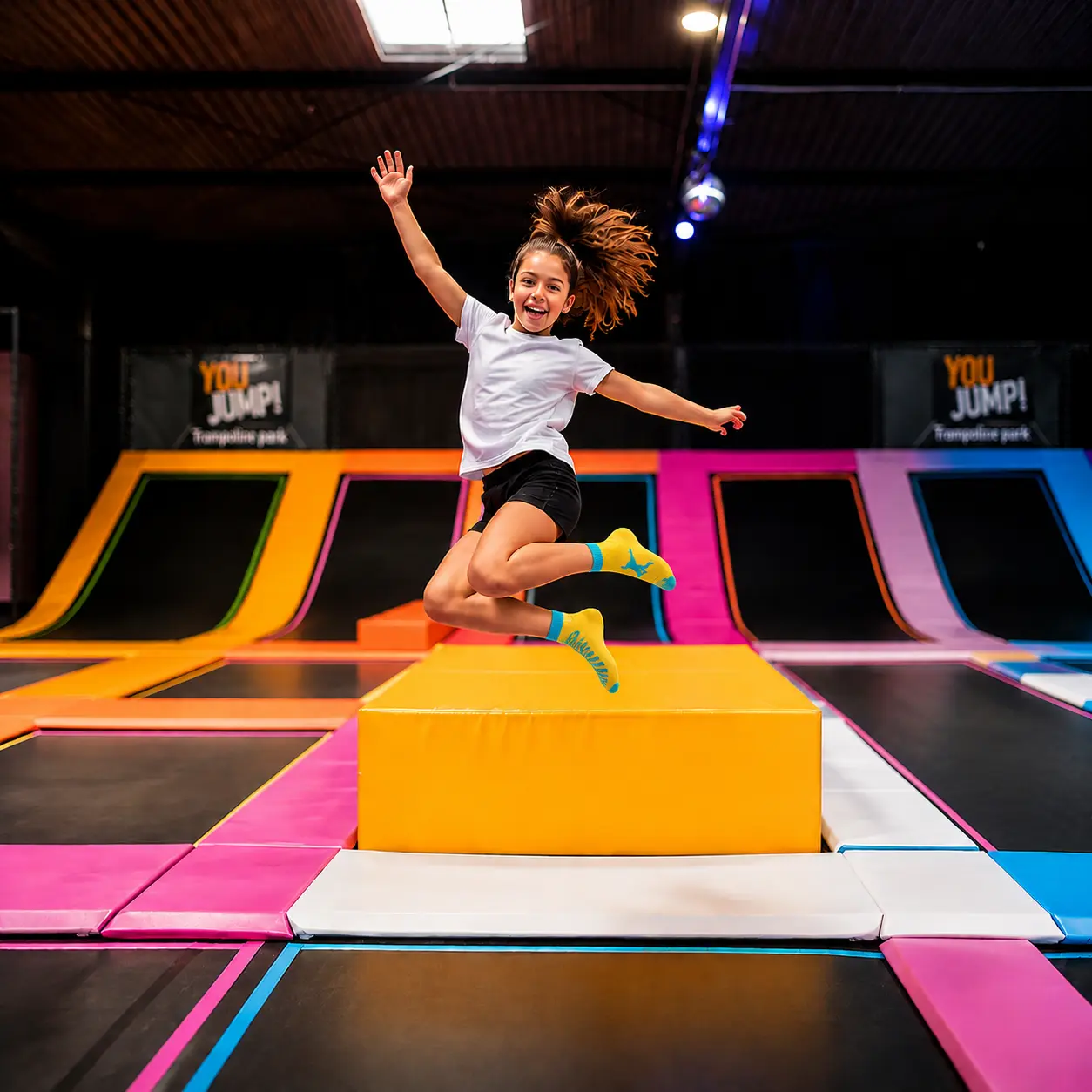 fille jump trampoline poark marseille