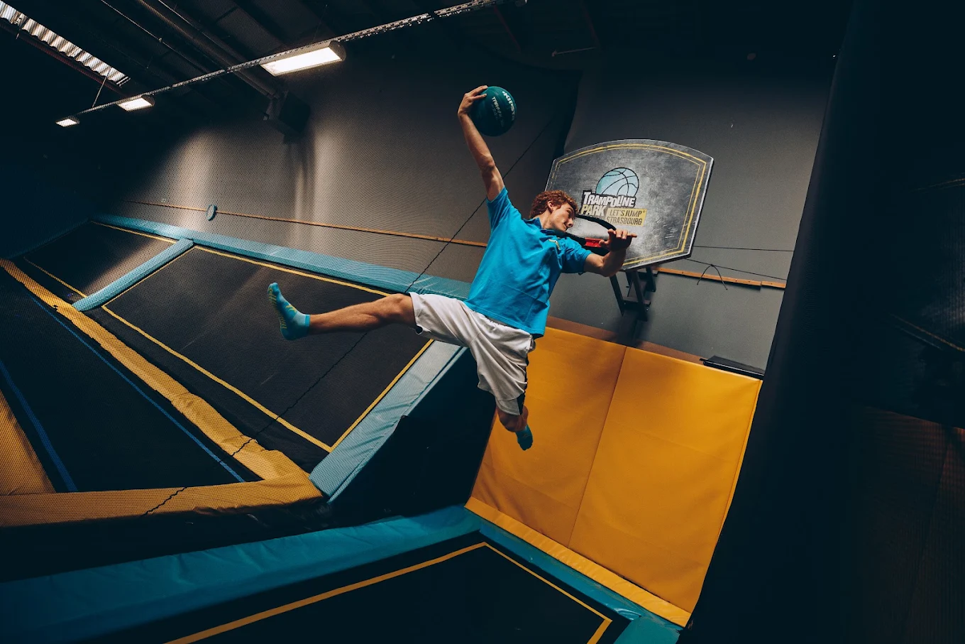 Slam Dunk activité basket trampoline