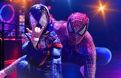 photo spiderman enfant selfie