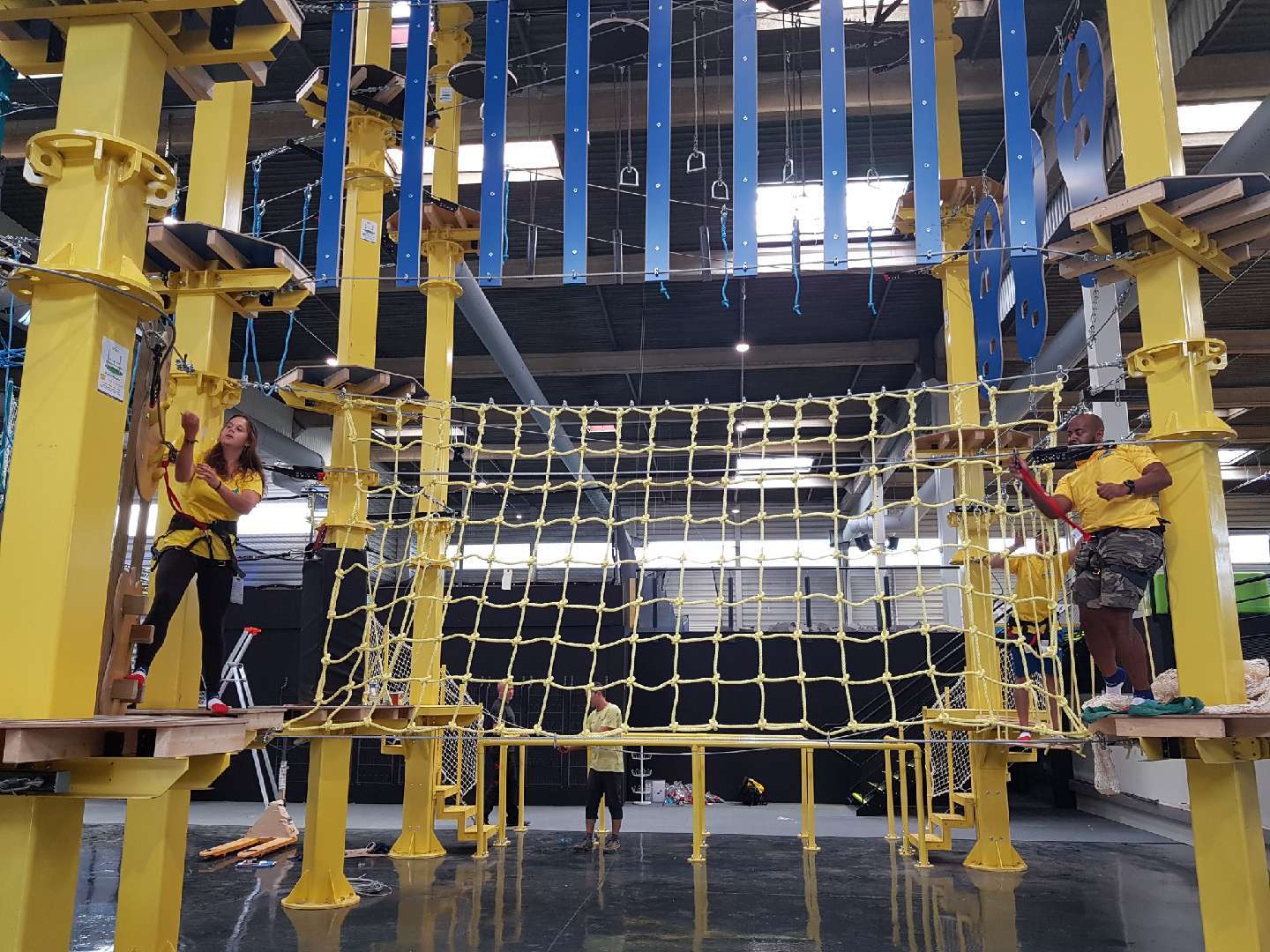 Accrobranche au trampoline park You Jump